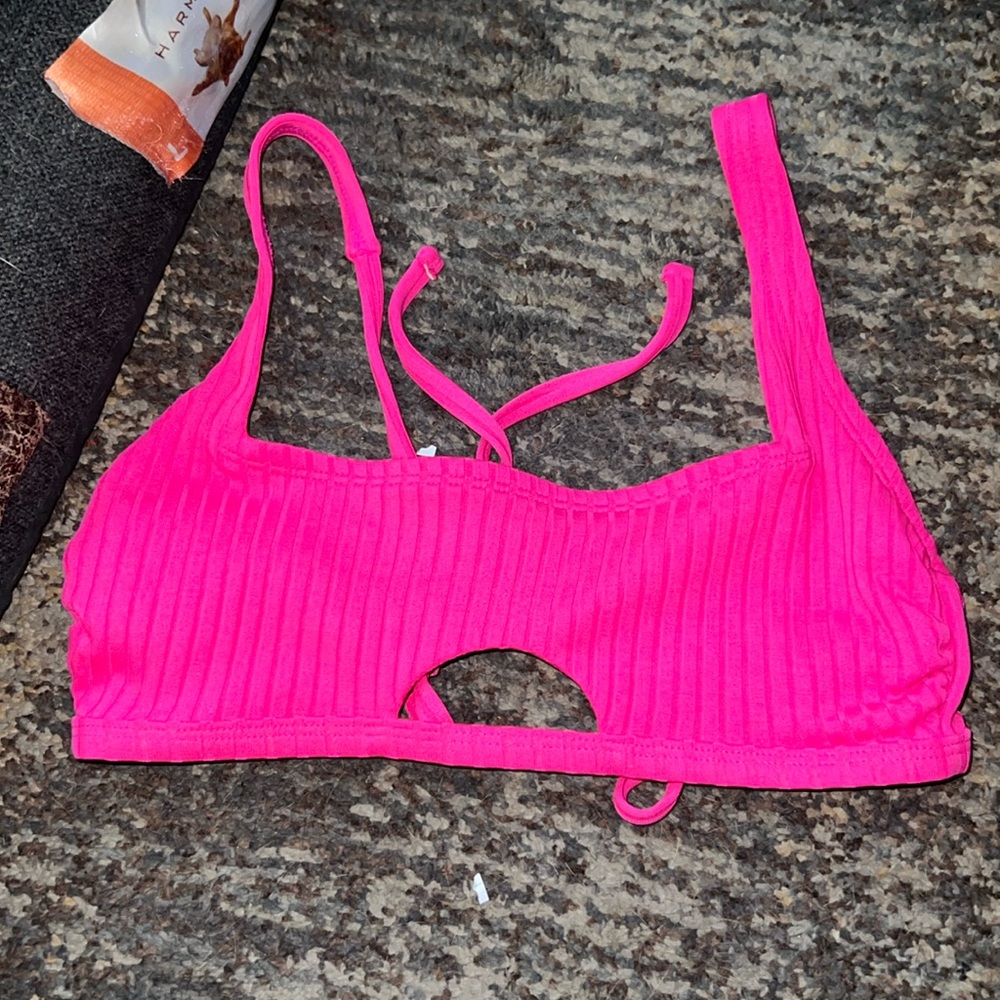 Pink bikini top, size medium